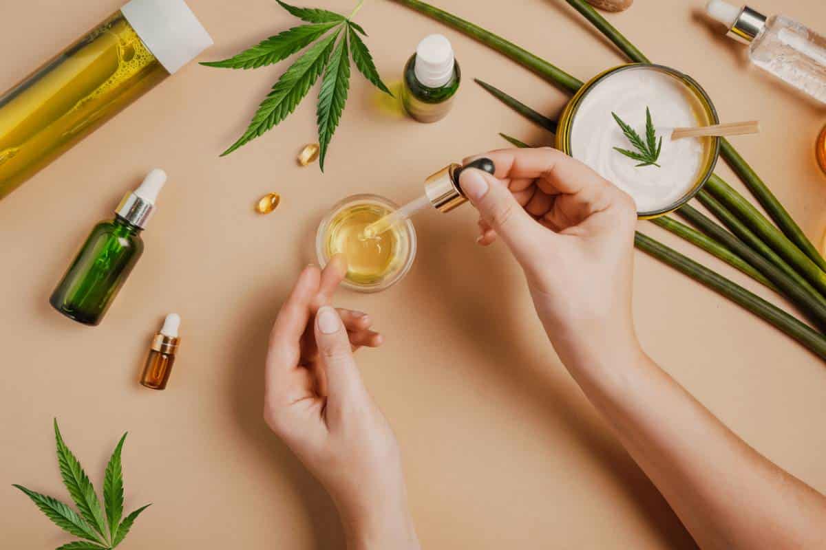 huile de CBD dans une pipette de dosage